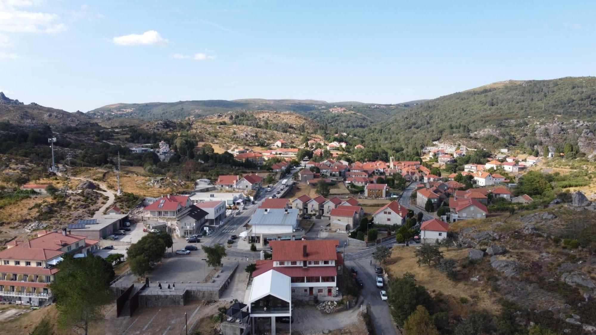 Alojamento Local - Miradouro Do Castelo Кастро Лаборейро Екстериор снимка